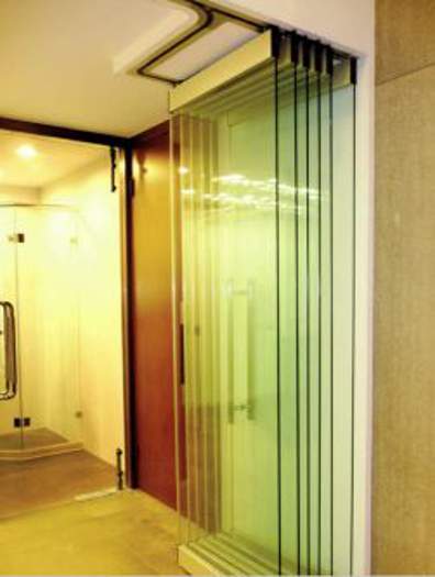 GCC stacking door systems