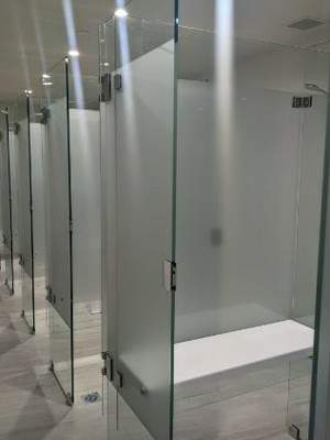 Thumbnail ofglass-end-of-trip-facilities.jpg