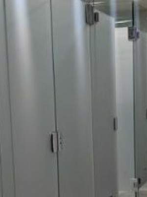 Thumbnail ofrow-glass-toilet-doors_2.jpg