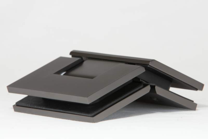 Illustration of a 135-degree glass door hinge, showing its design and functionality.
