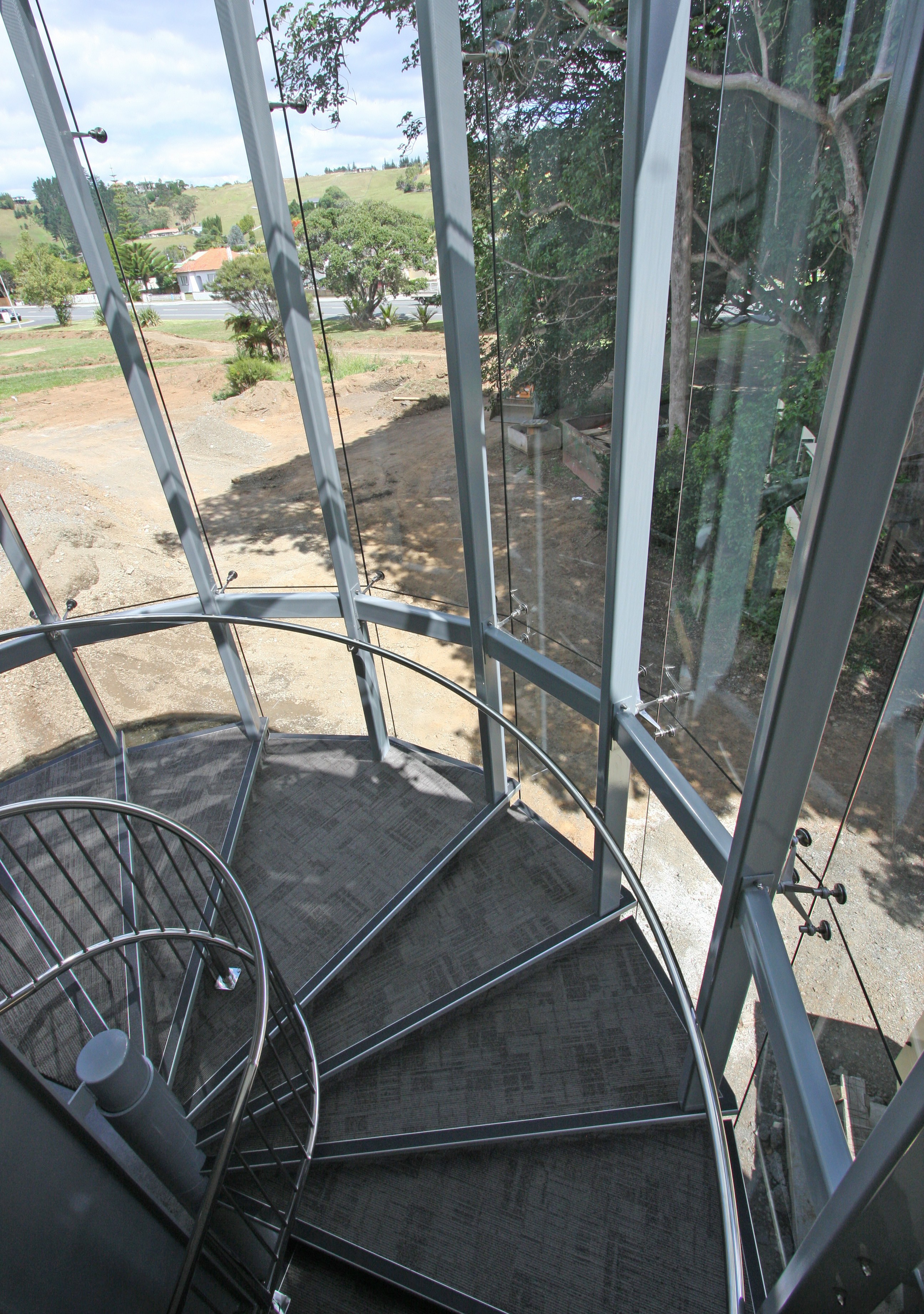Maintaining commercial glass hardware