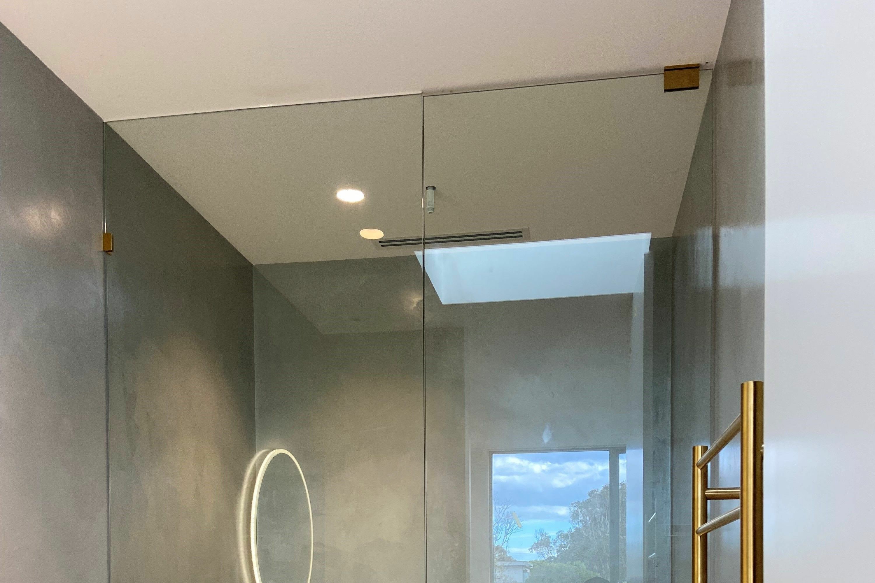 Selection of Elite Glass brackets