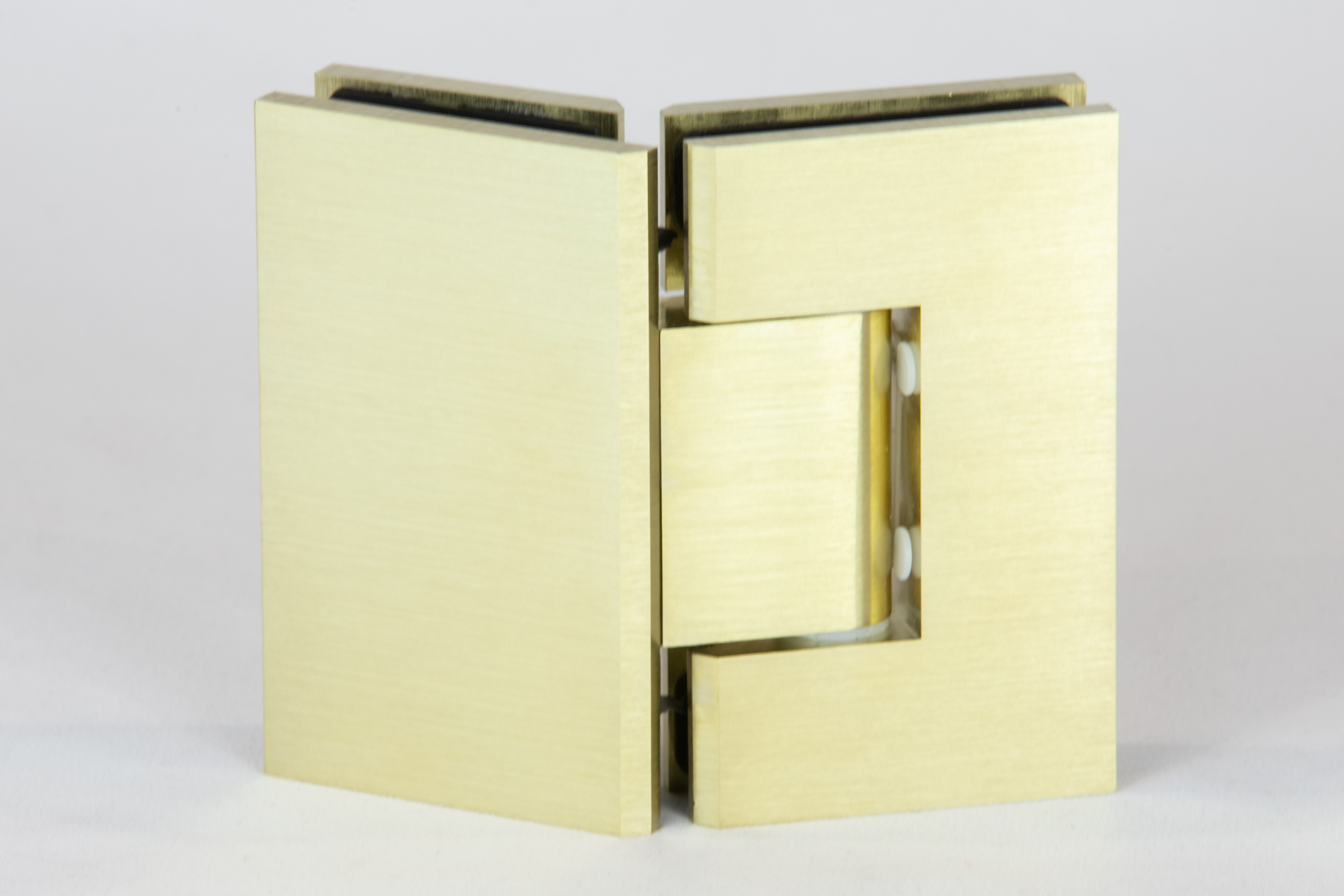 Heavy duty shower hinge in 135 degrees for glass to glass in brushed gold finish