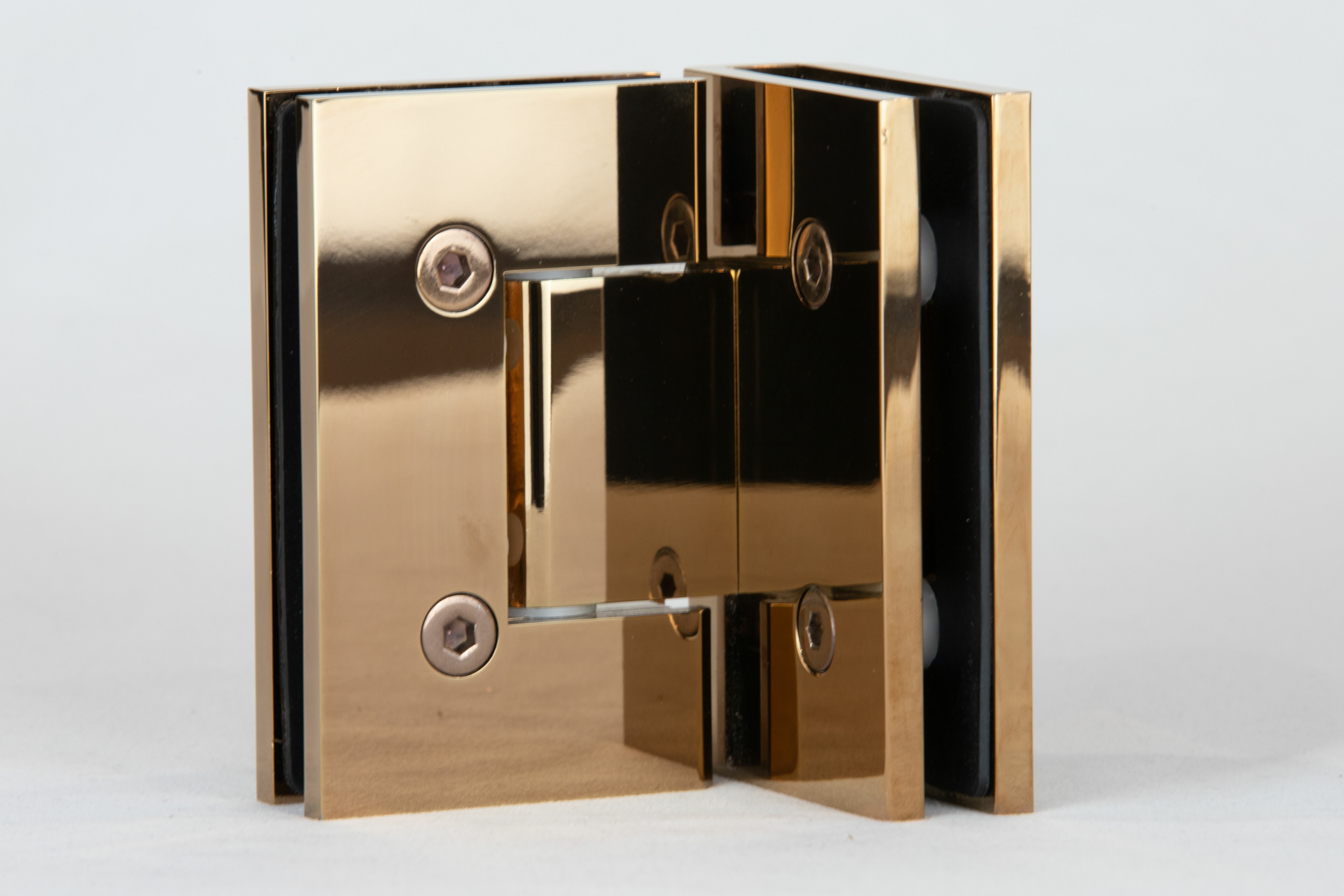 Close-up of durable 90-degree hinge material