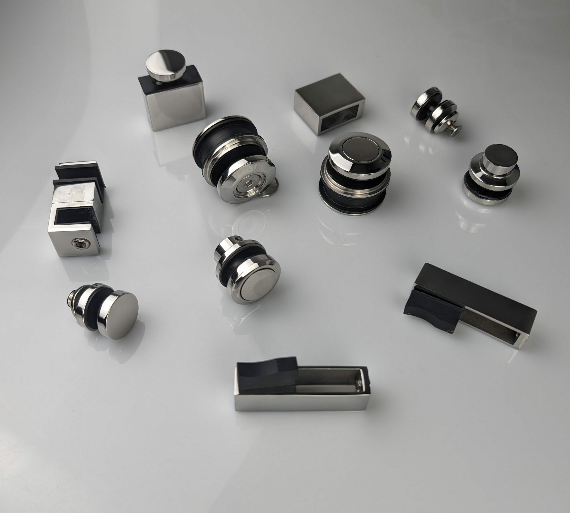 Aquaslide 2000 Frameless Sliding Shower Kit - Polished