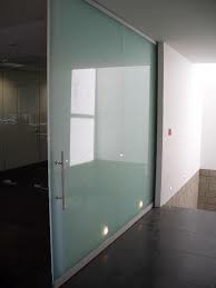 Image of stylish sliding door hardware from Elite Glass Solutions