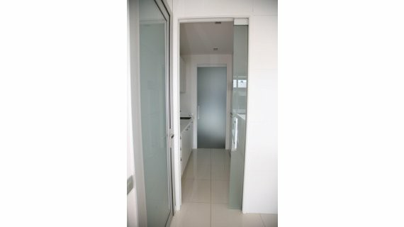 Image of metro sliding door system