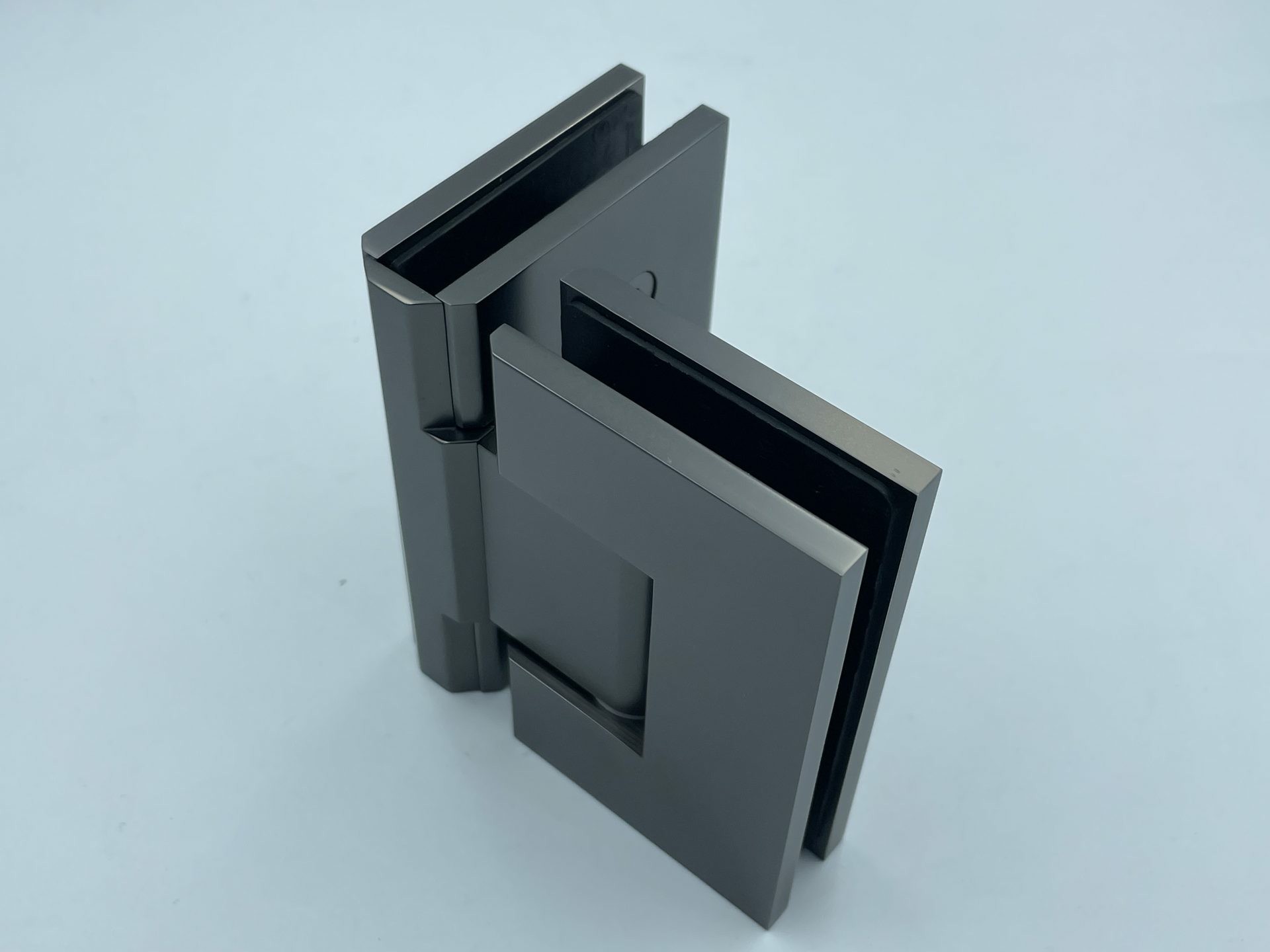 ES2.90 GBD - Glass to glass shower hinge in gun black dumb oil finish